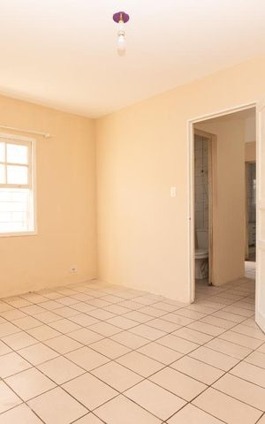 Casa à venda com 115m², 3 quartos e 3 vagas Casa à venda com 115m², 3 quartos e 3 vagasQuarto da edícula