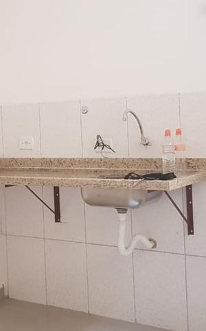 Casa de condomínio à venda com 61m², 2 quartos e 1 vaga Casa de condomínio à venda com 61m², 2 quartos e 1 vagaCozinha