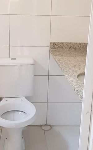 Casa de condomínio à venda com 61m², 2 quartos e 1 vaga