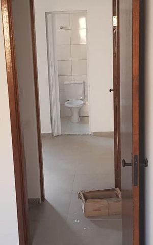 Casa de condomínio à venda com 61m², 2 quartos e 1 vaga Casa de condomínio à venda com 61m², 2 quartos e 1 vagaCorredor