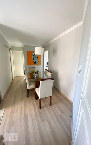 Apartamento à venda com 60m², 2 quartos e sem vaga Apartamento à venda com 60m², 2 quartos e sem vagaSala