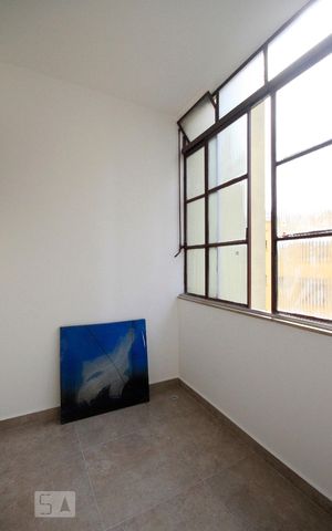 Apartamento à venda com 70m², 1 quarto e sem vagaSala