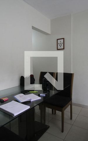 Apartamento à venda com 77m², 3 quartos e 1 vagaSala