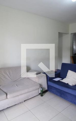 Apartamento à venda com 77m², 3 quartos e 1 vagaSala