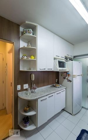 Apartamento à venda com 92m², 3 quartos e 2 vagasCozinha