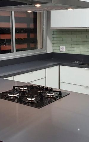 Apartamento à venda com 115m², 3 quartos e 2 vagas Apartamento à venda com 115m², 3 quartos e 2 vagasCOZINHA