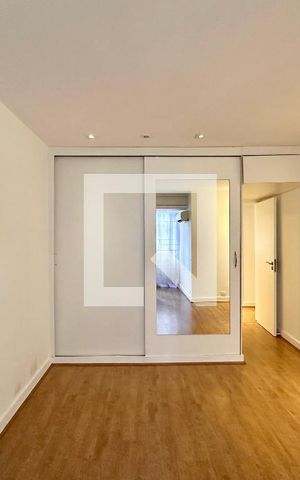 Apartamento à venda com 100m², 3 quartos e 2 vagas Apartamento à venda com 100m², 3 quartos e 2 vagasSuíte