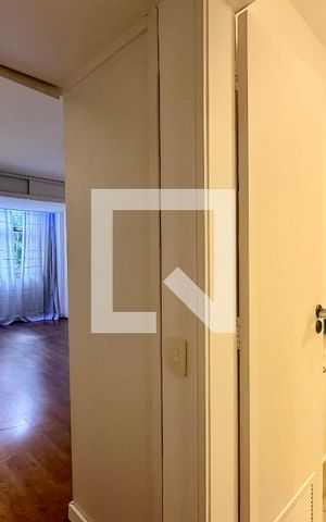 Apartamento à venda com 100m², 3 quartos e 2 vagas Apartamento à venda com 100m², 3 quartos e 2 vagasSuíte