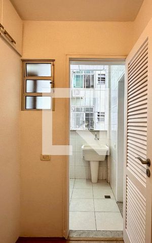 Apartamento à venda com 100m², 3 quartos e 2 vagas Apartamento à venda com 100m², 3 quartos e 2 vagasQuarto de Serviço