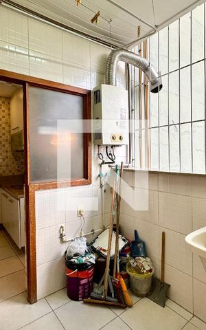 Apartamento à venda com 100m², 3 quartos e 2 vagas Apartamento à venda com 100m², 3 quartos e 2 vagasÁrea de Serviço