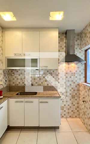 Apartamento à venda com 100m², 3 quartos e 2 vagas Apartamento à venda com 100m², 3 quartos e 2 vagasCozinha