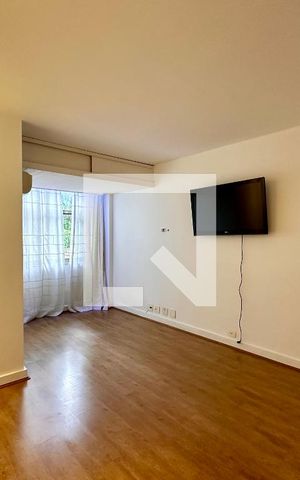 Apartamento à venda com 100m², 3 quartos e 2 vagas Apartamento à venda com 100m², 3 quartos e 2 vagasSuíte