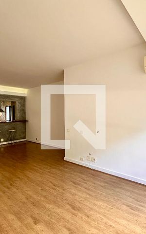 Apartamento à venda com 100m², 3 quartos e 2 vagas Apartamento à venda com 100m², 3 quartos e 2 vagasSala