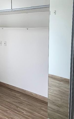 Apartamento à venda com 69m², 2 quartos e 2 vagasQuarto 1 - Armários