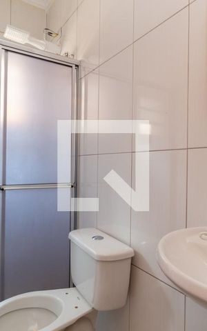 Casa de condomínio para alugar com 30m², 1 quarto e sem vaga Casa de condomínio para alugar com 30m², 1 quarto e sem vagaBanheiro