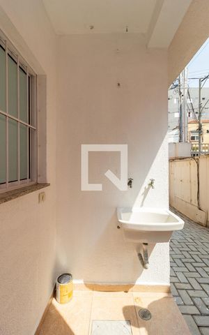 Casa de condomínio para alugar com 30m², 1 quarto e sem vaga Casa de condomínio para alugar com 30m², 1 quarto e sem vagaÁrea de Serviço
