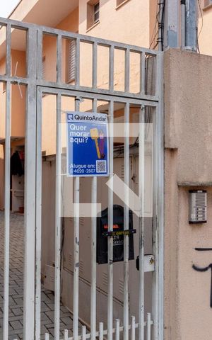 Casa de condomínio para alugar com 30m², 1 quarto e sem vaga Casa de condomínio para alugar com 30m², 1 quarto e sem vagaPlaquinha Instalada