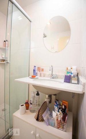Apartamento à venda com 64m², 2 quartos e 1 vagabanheiro