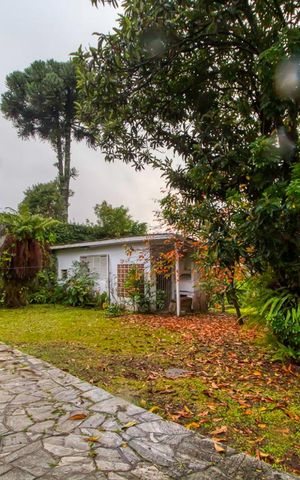 Casa para alugar com 270m², 5 quartos e 4 vagas Casa para alugar com 270m², 5 quartos e 4 vagasQuintal