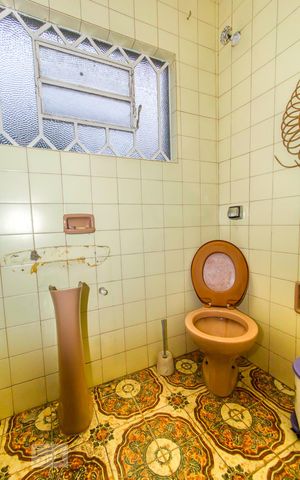 Casa para alugar com 270m², 5 quartos e 4 vagas Casa para alugar com 270m², 5 quartos e 4 vagasLavabo