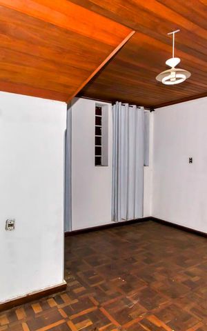 Casa para alugar com 270m², 5 quartos e 4 vagas Casa para alugar com 270m², 5 quartos e 4 vagasQuarto 2