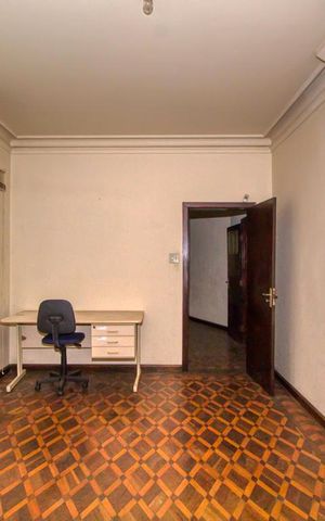 Casa para alugar com 270m², 5 quartos e 4 vagas Casa para alugar com 270m², 5 quartos e 4 vagasSuíte