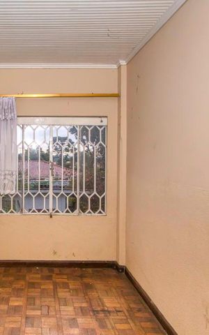Casa para alugar com 270m², 5 quartos e 4 vagas Casa para alugar com 270m², 5 quartos e 4 vagasCopa