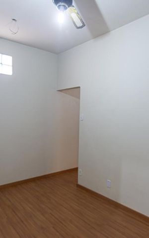 Apartamento à venda com 50m², 2 quartos e sem vaga Apartamento à venda com 50m², 2 quartos e sem vagaSala