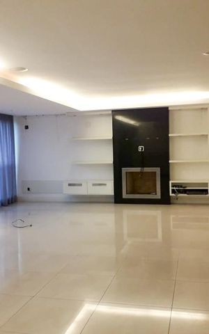 Apartamento à venda com 170m², 3 quartos e 2 vagas Apartamento à venda com 170m², 3 quartos e 2 vagasSala