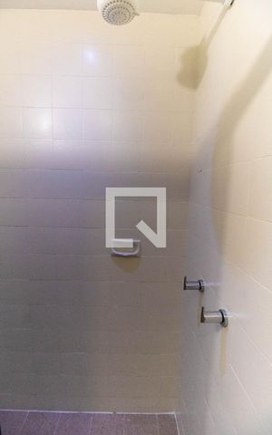 Apartamento para alugar com 70m², 1 quarto e 1 vaga Apartamento para alugar com 70m², 1 quarto e 1 vagaBanheiro