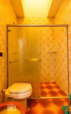 Casa para alugar com 160m², 3 quartos e 2 vagas Casa para alugar com 160m², 3 quartos e 2 vagas'Banheiro