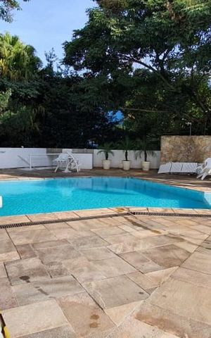 Studio à venda com 45m², 1 quarto e 1 vaga Studio à venda com 45m², 1 quarto e 1 vagaPiscina