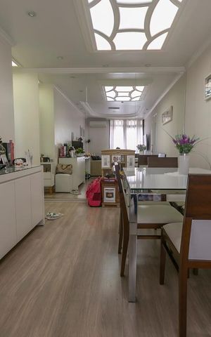 Apartamento à venda com 64m², 2 quartos e 2 vagasSala