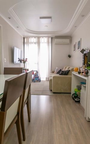 Apartamento à venda com 64m², 2 quartos e 2 vagasSala