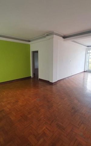Apartamento à venda com 122m², 1 quarto e sem vaga Apartamento à venda com 122m², 1 quarto e sem vagaSala