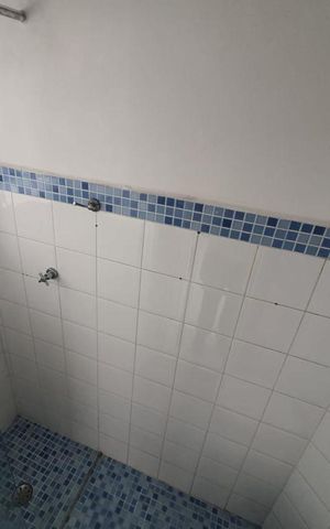 Apartamento à venda com 122m², 1 quarto e sem vaga Apartamento à venda com 122m², 1 quarto e sem vagaBanheiro de Serviço