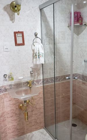 Apartamento à venda com 77m², 3 quartos e sem vaga Apartamento à venda com 77m², 3 quartos e sem vagaBanheiro