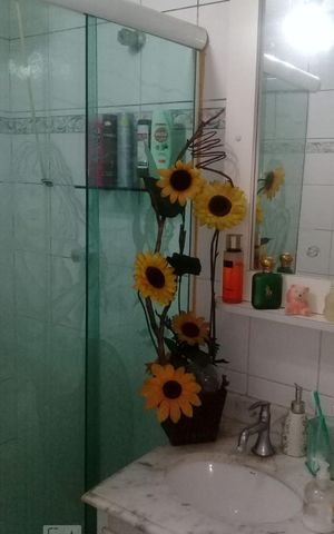 Apartamento para alugar com 64m², 2 quartos e 1 vaga
