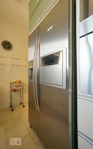 Apartamento à venda com 122m², 3 quartos e 2 vagas Apartamento à venda com 122m², 3 quartos e 2 vagasDetalhe cozinha