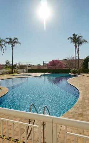 Apartamento à venda com 122m², 3 quartos e 2 vagas Apartamento à venda com 122m², 3 quartos e 2 vagasPiscina