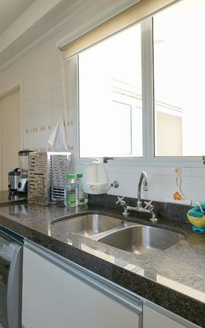 Apartamento à venda com 122m², 3 quartos e 2 vagas Apartamento à venda com 122m², 3 quartos e 2 vagasCozinha