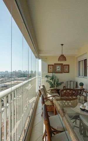 Apartamento à venda com 122m², 3 quartos e 2 vagas Apartamento à venda com 122m², 3 quartos e 2 vagasVaranda
