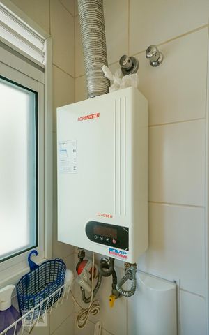 Apartamento à venda com 122m², 3 quartos e 2 vagas Apartamento à venda com 122m², 3 quartos e 2 vagasDetalhe área de serviço
