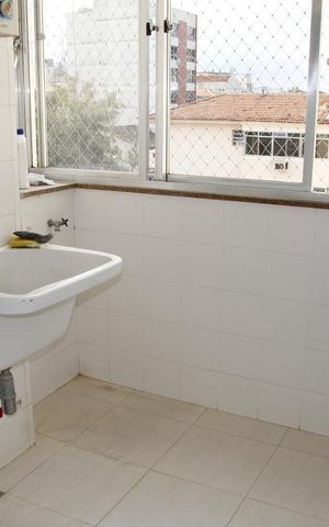 Apartamento à venda com 76m², 2 quartos e 1 vagaÁrea de serviço