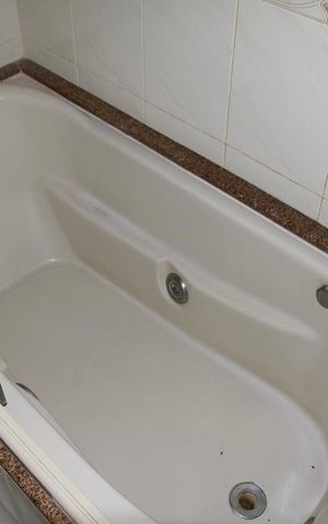 Apartamento à venda com 76m², 2 quartos e 1 vagaBanheiro