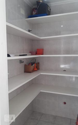 Apartamento à venda com 76m², 2 quartos e 2 vagasDespensa