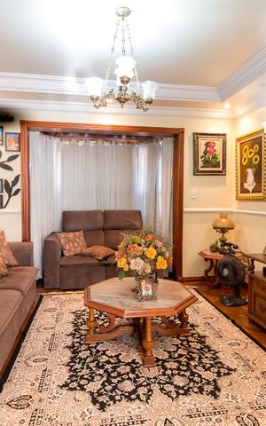 Casa para alugar com 450m², 3 quartos e 5 vagasSala de estar