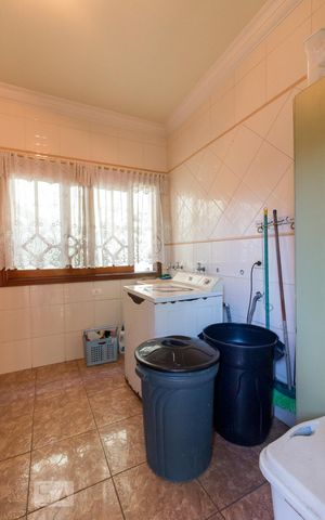 Casa para alugar com 450m², 3 quartos e 5 vagasÁrea de serviço