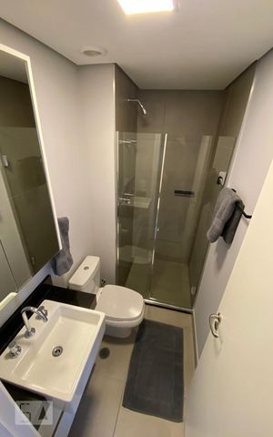 Studio à venda com 21m², 1 quarto e sem vaga Studio à venda com 21m², 1 quarto e sem vagaBanheiro