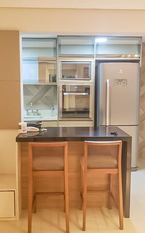 Apartamento à venda com 180m², 2 quartos e 2 vagas Apartamento à venda com 180m², 2 quartos e 2 vagasSala